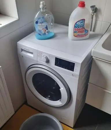 Grossraeumig Und Zentral Inklusive Parkplatz *