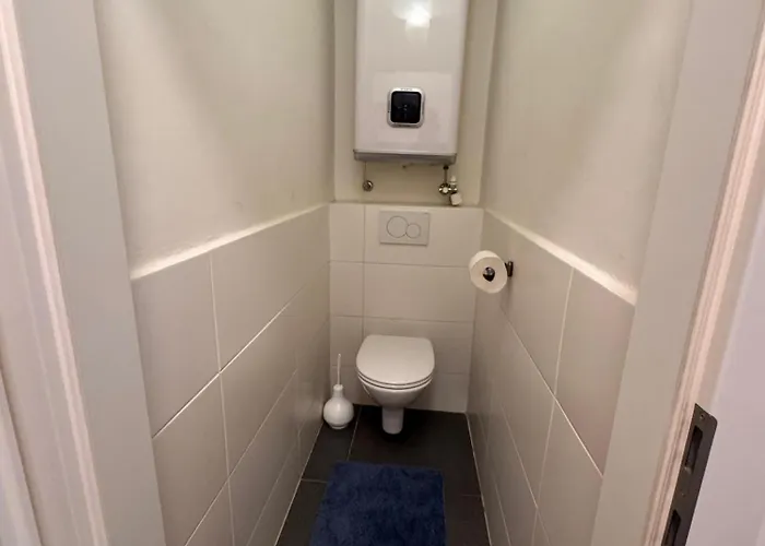 Großräumig Und Zentral Inklusive Parkplatz * Graz